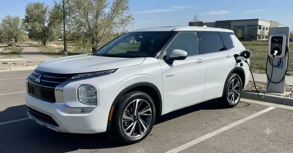Mitsubishi Outlander PHEV Battery
